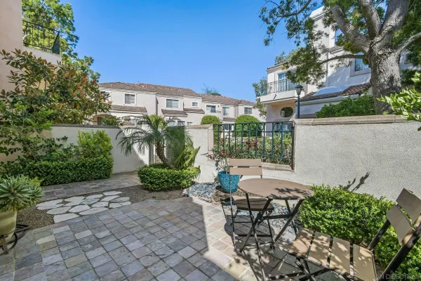 $1,480,000 | 5117 Renaissance Avenue, Unit D, San Diego, CA 92122