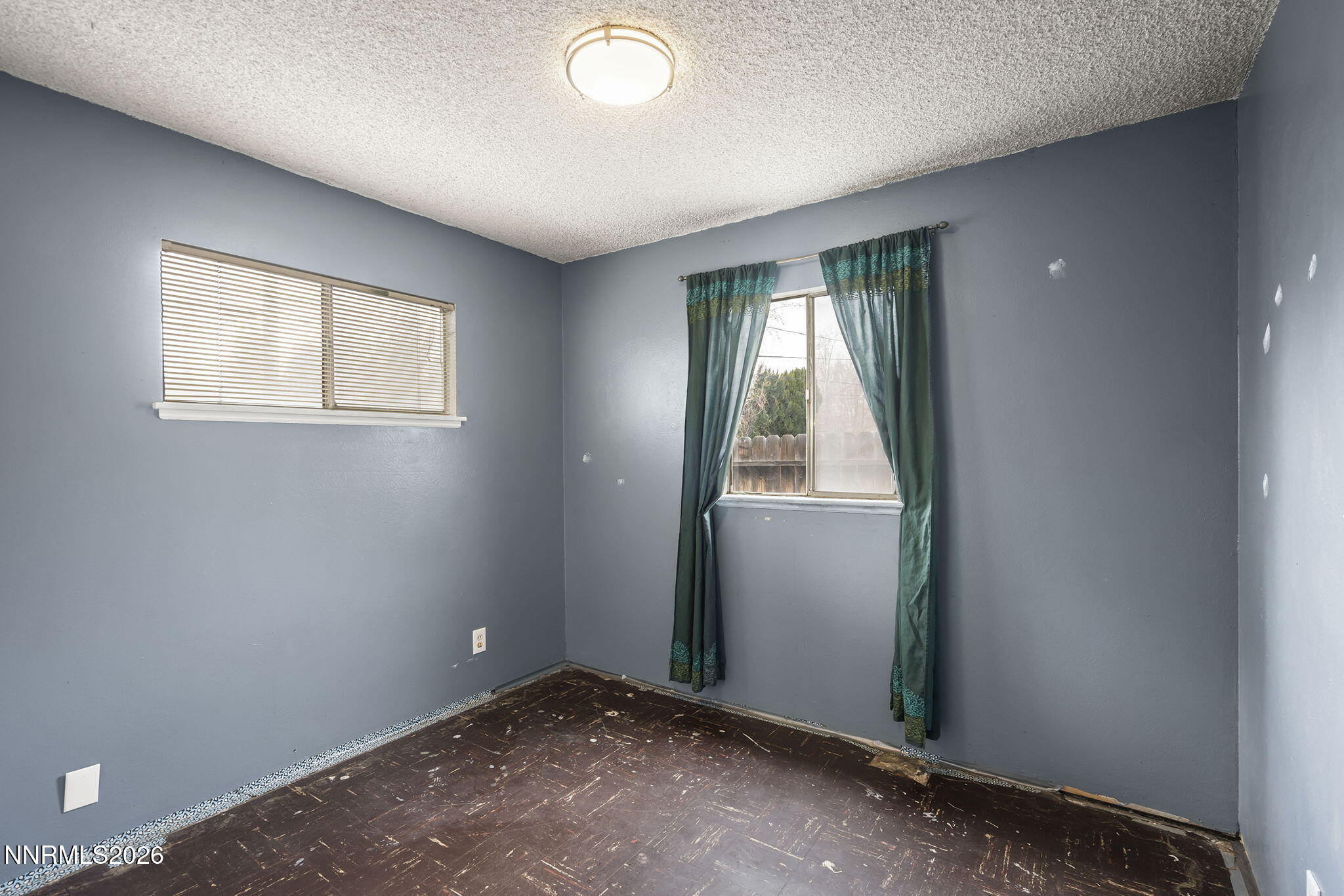 355 York Way Sparks, NV 89431 - Photo 14 of 22 14-web-or-mls-_DSC0060