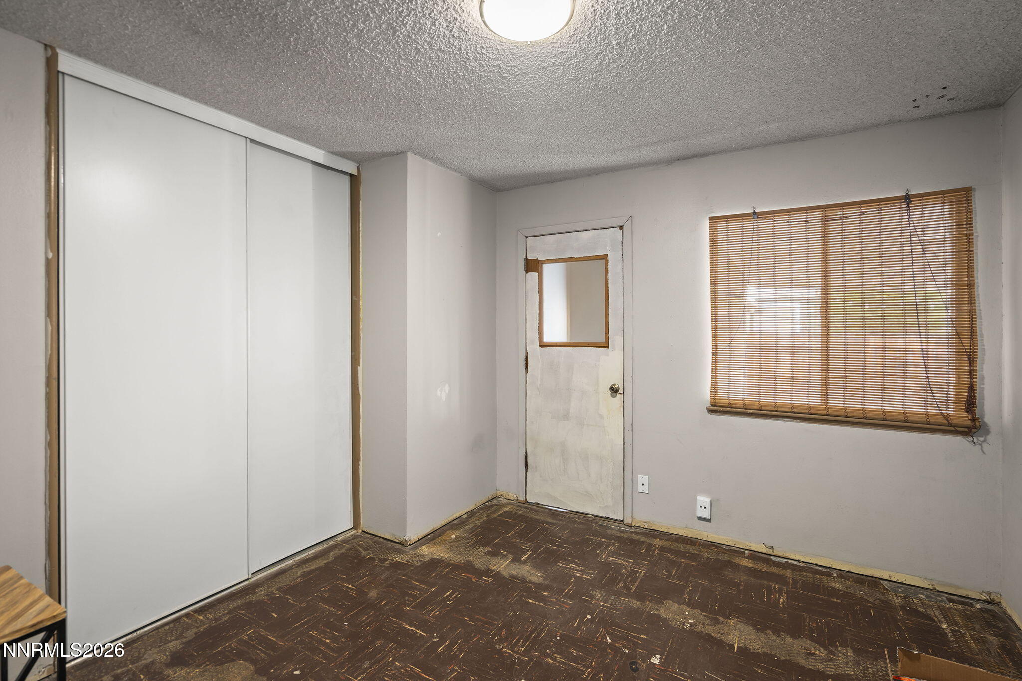 355 York Way Sparks, NV 89431 - Photo 15 of 22 15-web-or-mls-_DSC0065