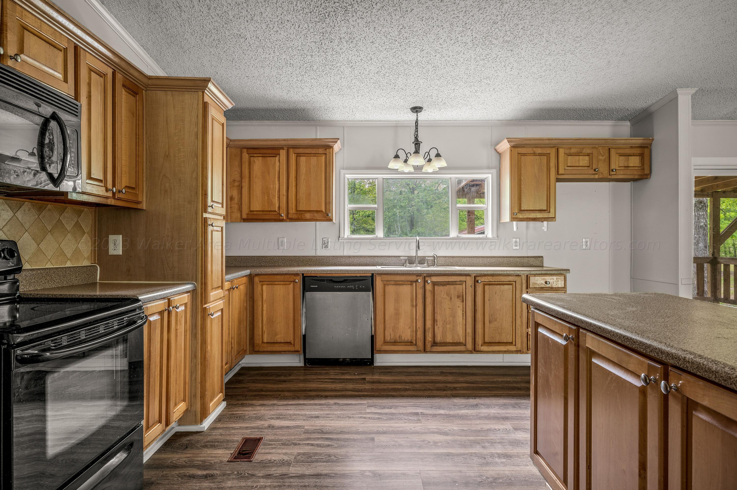 651 Arrowhead Road Jasper, AL 35503 - Photo 6 of 28 Gallery Image 6