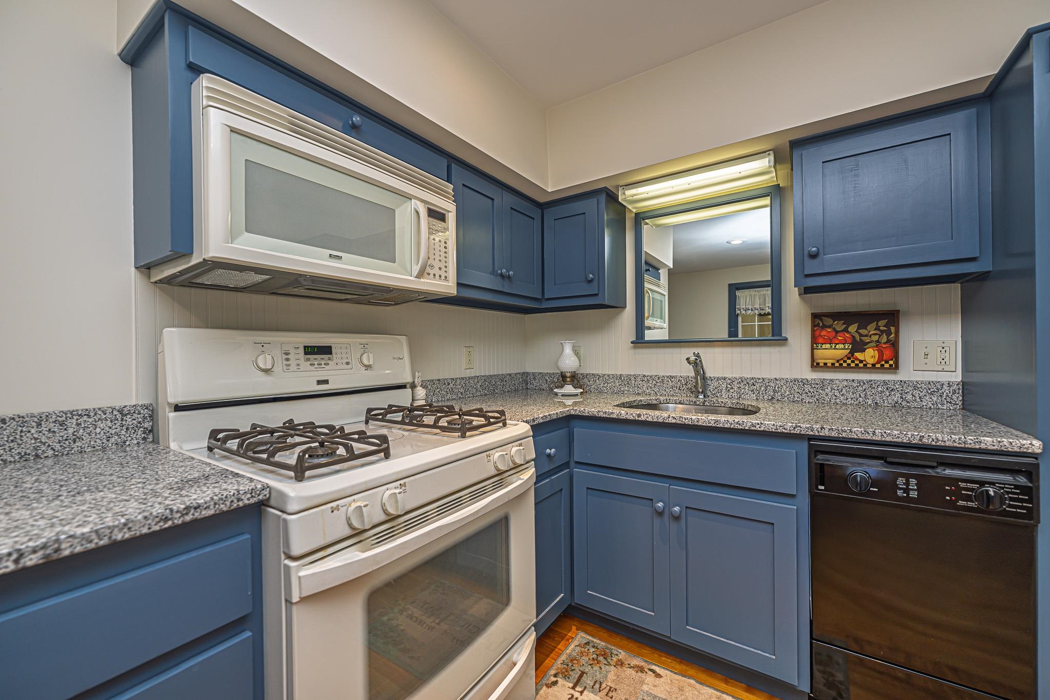 1502 King Hill Road New London, NH 03257 - Photo 43 of 59