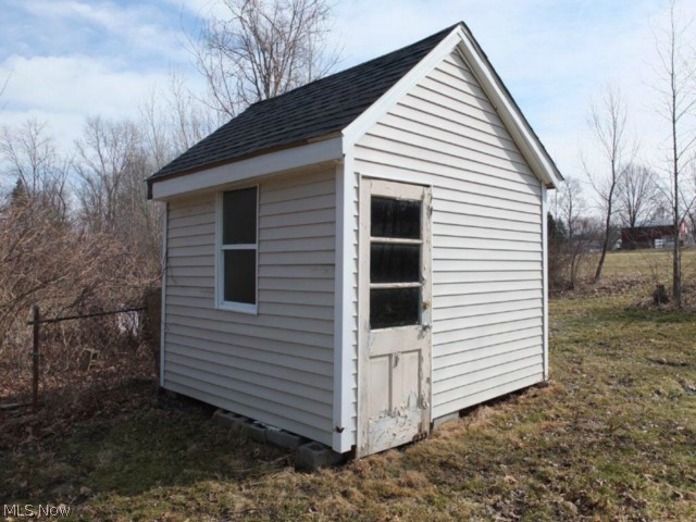 3291 Brunk Road Akron, OH 44312 - Photo 22 of 24 Storage shed