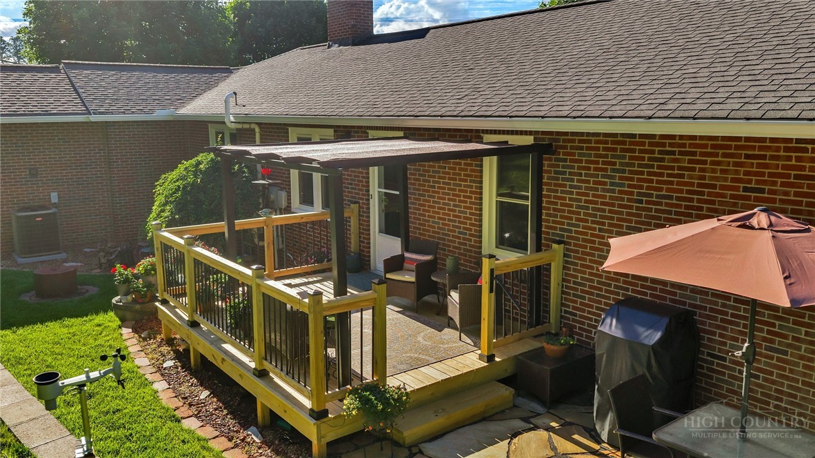201 Reno Road West Jefferson, NC 28694 - Photo 41 of 45
