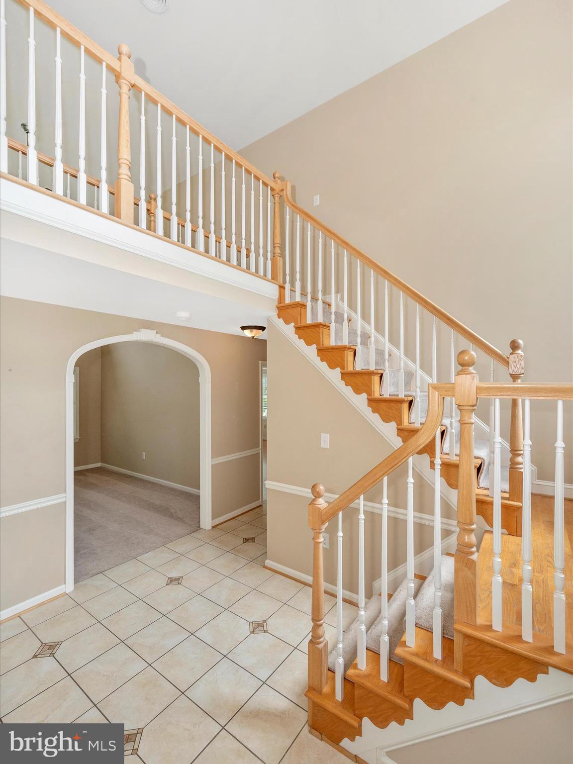 2280 Gapland Road Jefferson, MD 21755 - Photo 30 of 62 Staircase