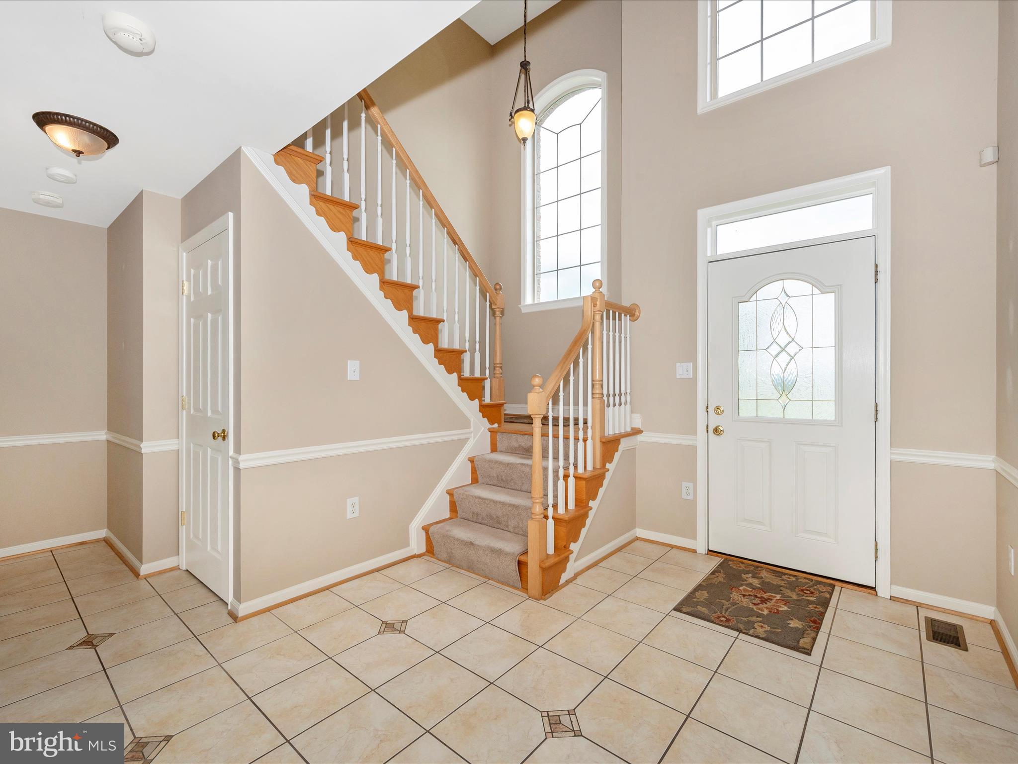 2280 Gapland Road Jefferson, MD 21755 - Photo 3 of 62 Foyer