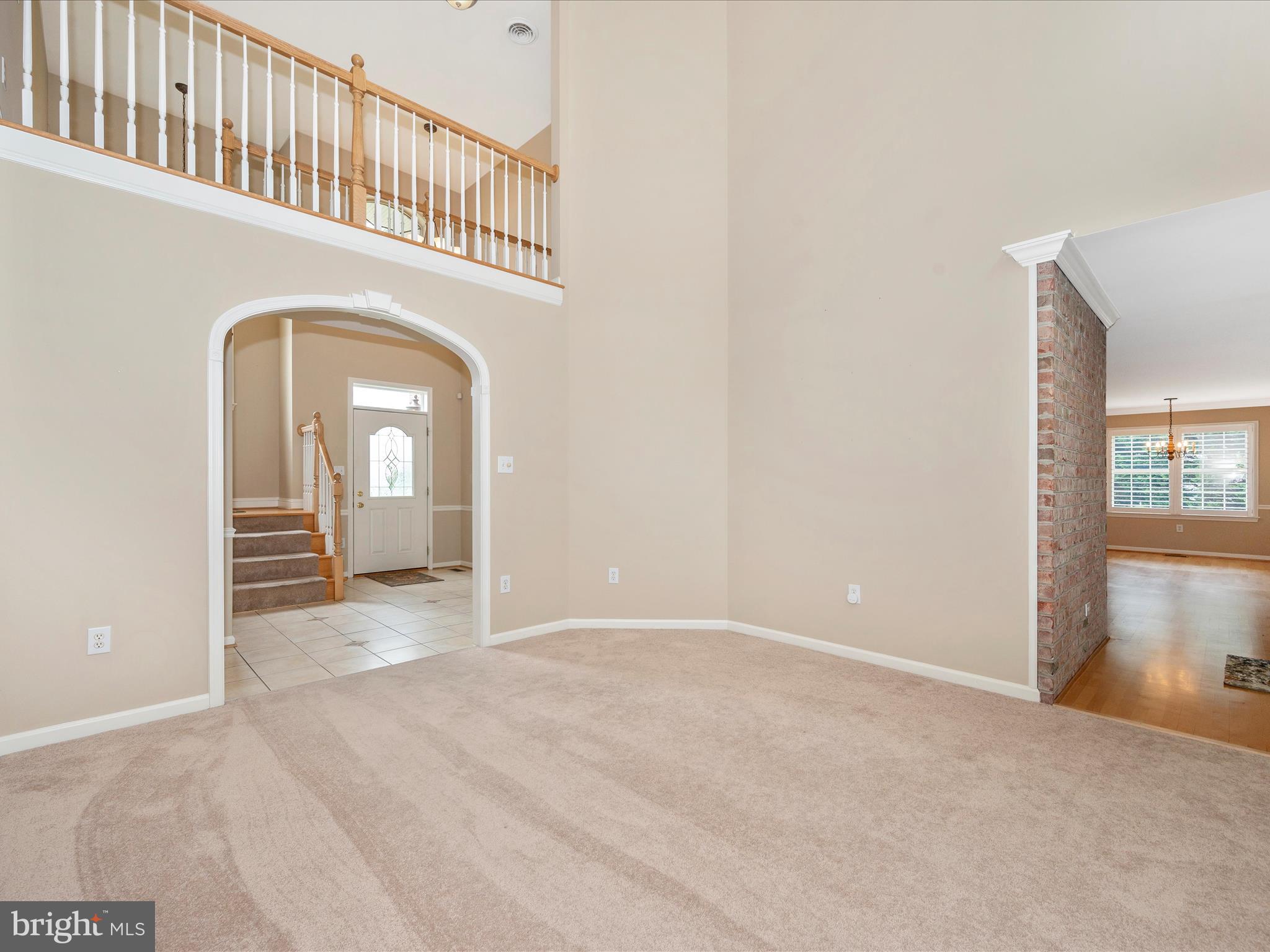 2280 Gapland Road Jefferson, MD 21755 - Photo 31 of 62 Living Room