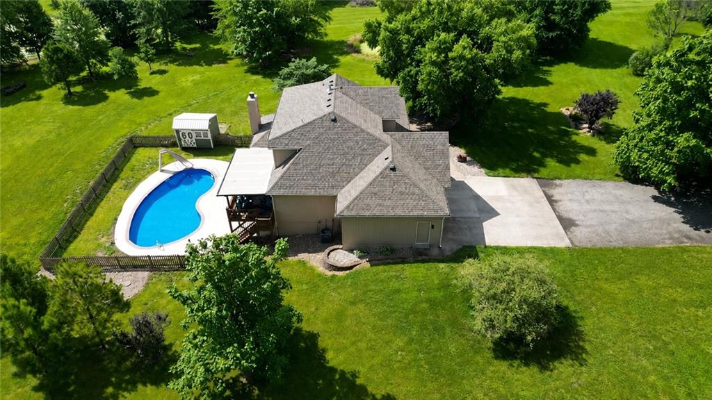 483 Northwest 1501st Road Holden, MO 64040 - Photo 9 of 13
