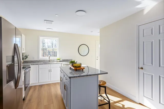 $289,000 | 4 Lucy Lane, Peterborough, NH 03458