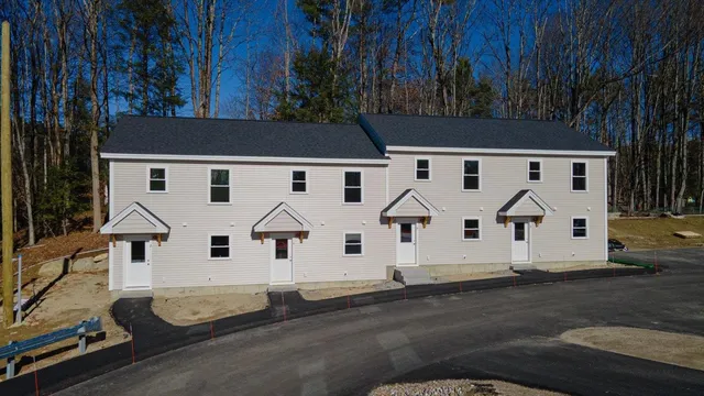 $289,000 | 4 Lucy Lane, Peterborough, NH 03458