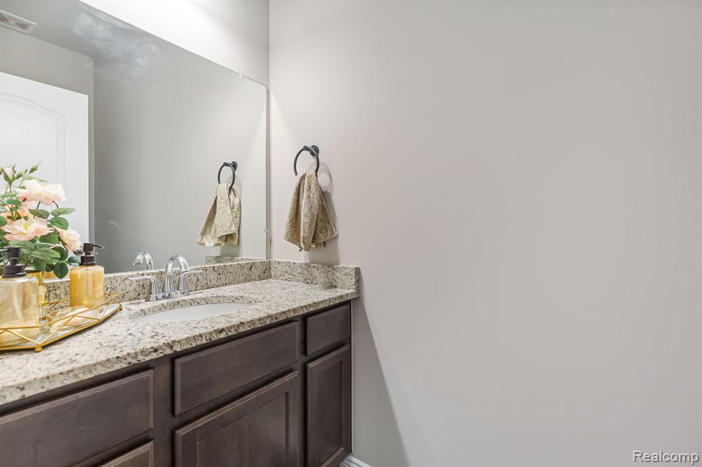3384 Mildred Avenue Rochester Hills, MI 48309 - Photo 38 of 38