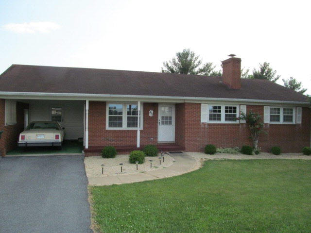 284 East Springbrook Road Broadway, VA 22815 - Photo 3 of 21 Gallery Image 3