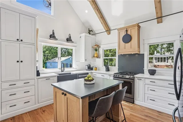 $575,000 | 356 Campbell Hill Street Northwest, Marietta, GA 30060