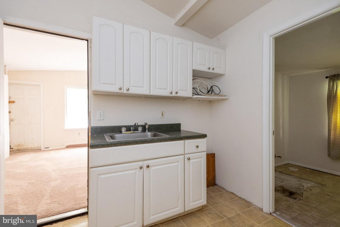 197 Mayo Road Edgewater, MD 21037 - Photo 25 of 33