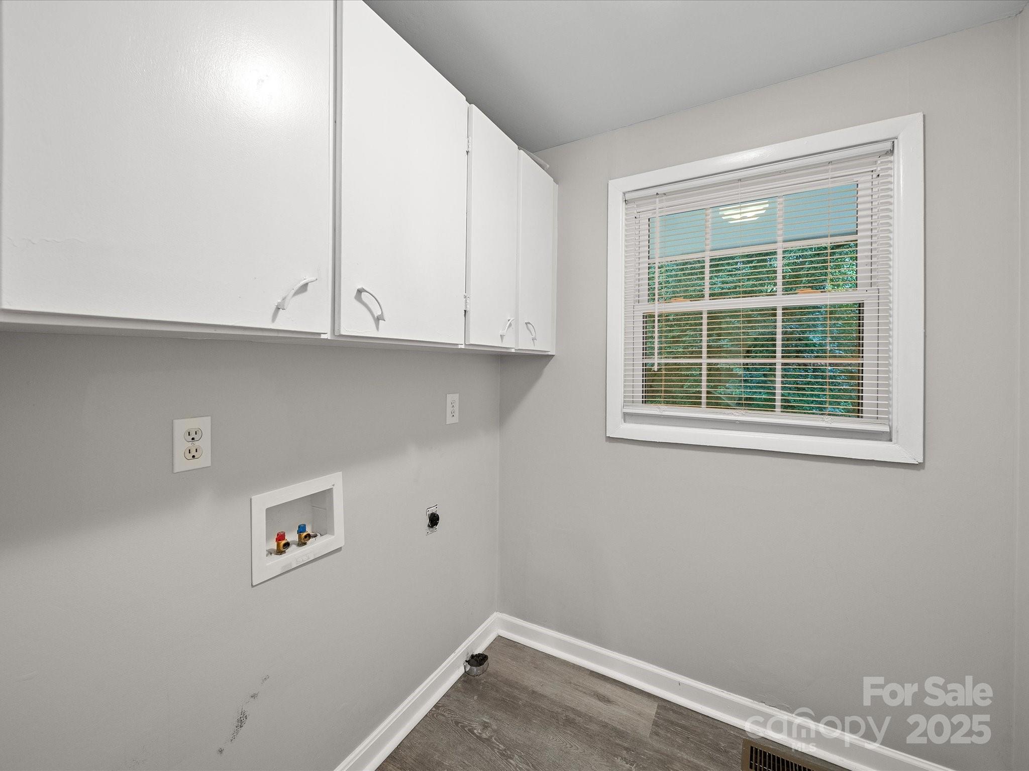 1269 Longview Road Rock Hill, SC 29732 - Photo 8 of 17 Gallery Image 8