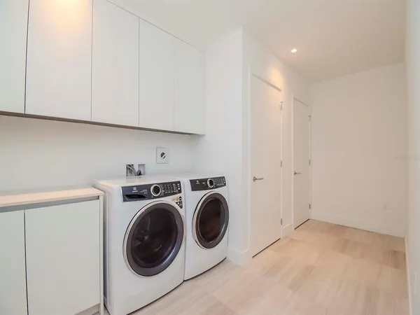 $14,000 | 3101 Bayshore Boulevard, Unit 1102, Tampa, FL 33629