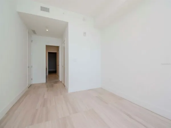 $14,000 | 3101 Bayshore Boulevard, Unit 1102, Tampa, FL 33629