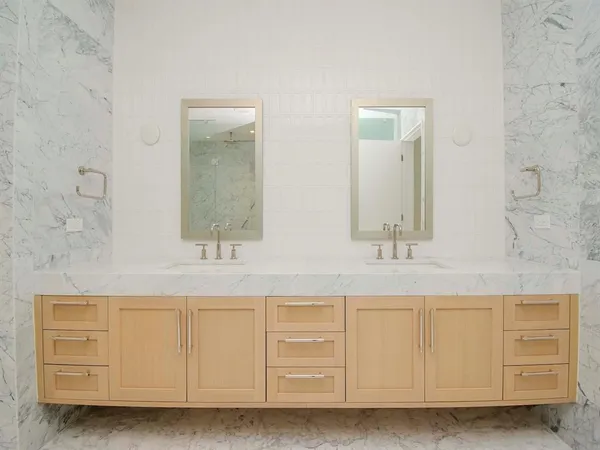 $14,000 | 3101 Bayshore Boulevard, Unit 1102, Tampa, FL 33629