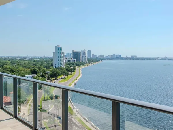 $14,000 | 3101 Bayshore Boulevard, Unit 1102, Tampa, FL 33629