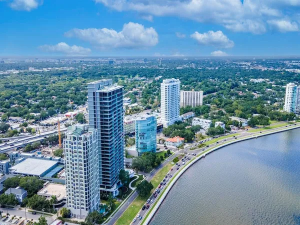 $14,000 | 3101 Bayshore Boulevard, Unit 1102, Tampa, FL 33629