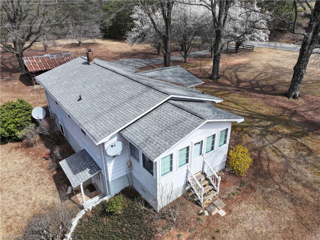 1305 Moores Spring Road Westfield, NC 27053 - Photo 7 of 23 Gallery Image 7