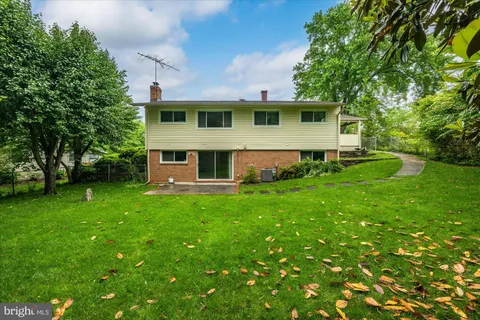 $650,000 | 7809 Killebrew Drive, Annandale, VA 22003