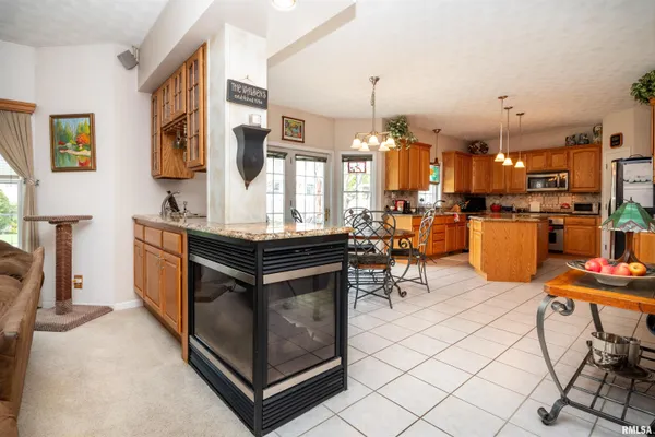 $590,000 | 309 West Copperfield Drive, Dunlap, IL 61525