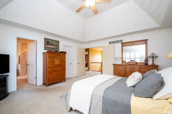 $590,000 | 309 West Copperfield Drive, Dunlap, IL 61525