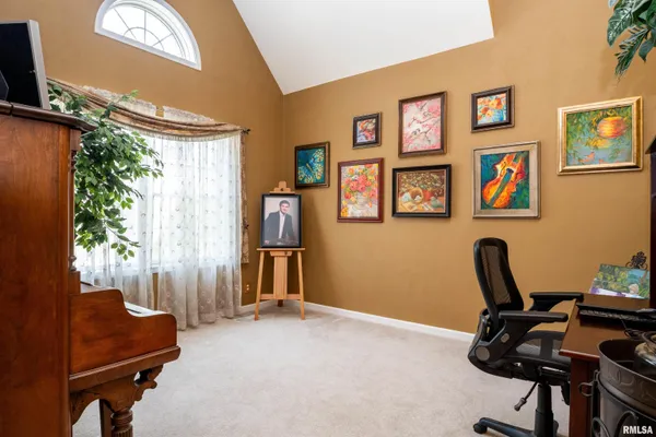 $590,000 | 309 West Copperfield Drive, Dunlap, IL 61525