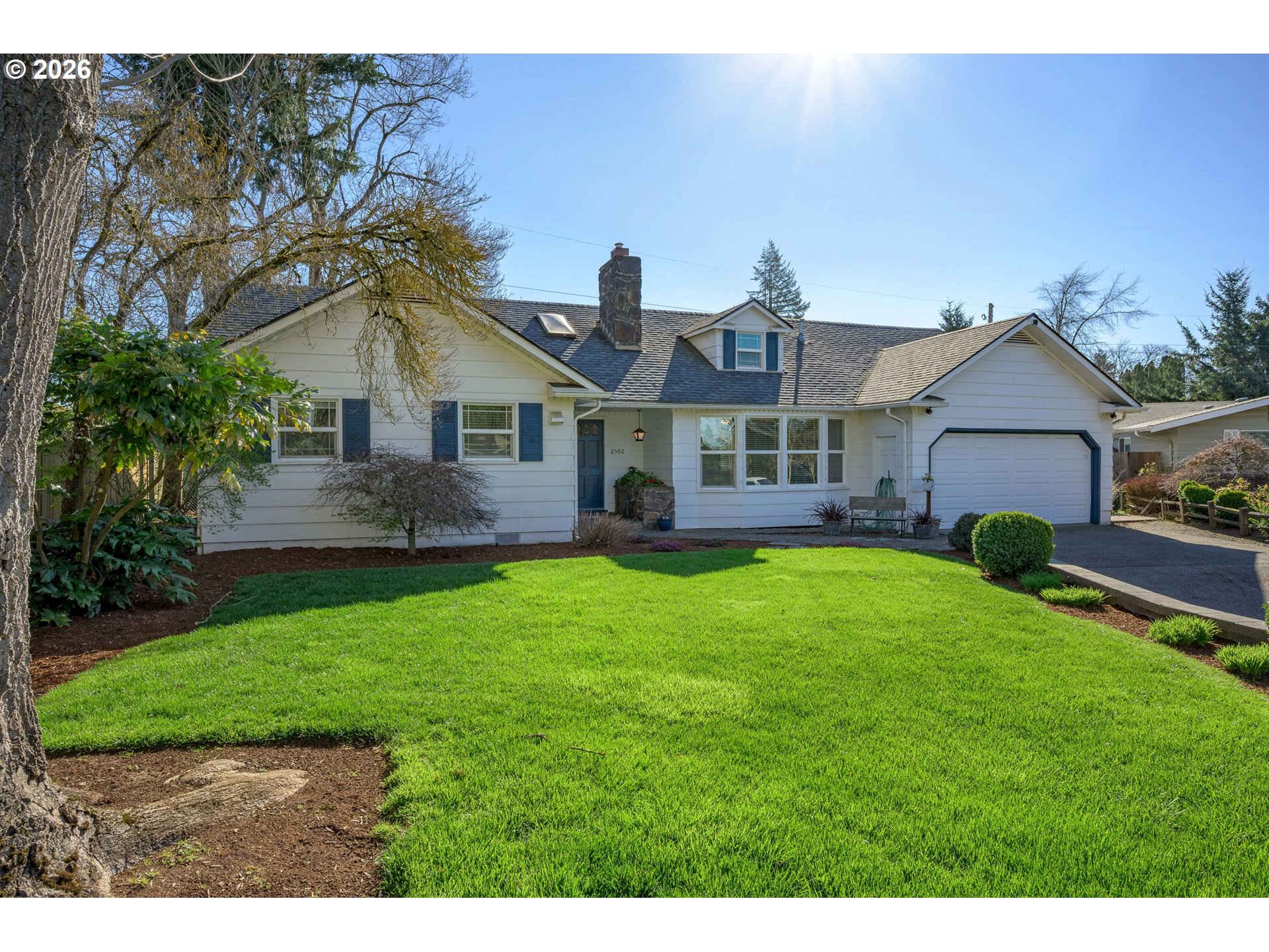 2580 Elysium Avenue Eugene, OR 97401 - Photo 2 of 42
