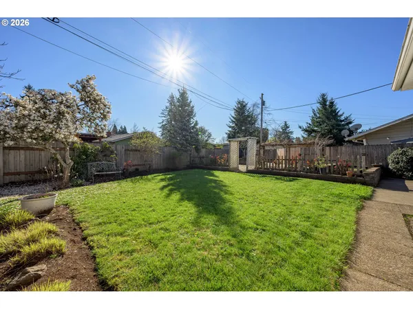 $595,000 | 2580 Elysium Avenue, Eugene, OR 97401
