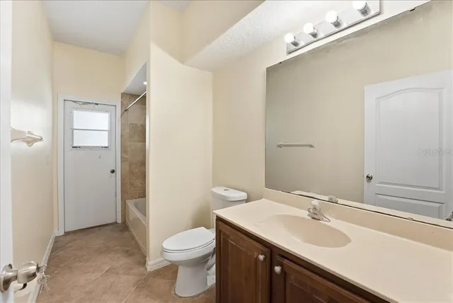 $2,695 | 3193 Waterbridge Lane, Kissimmee, FL 34744