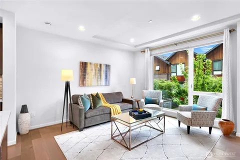 $1,075,000 | 6546 32nd Avenue Northeast, Unit A, Seattle, WA 98115
