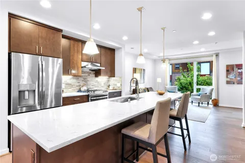 $1,075,000 | 6546 32nd Avenue Northeast, Unit A, Seattle, WA 98115