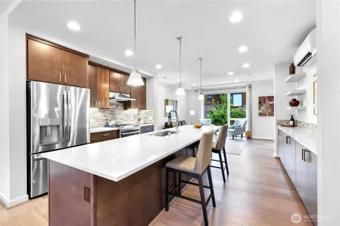 $1,075,000 | 6546 32nd Avenue Northeast, Unit A, Seattle, WA 98115