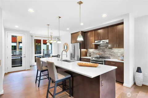 $1,075,000 | 6546 32nd Avenue Northeast, Unit A, Seattle, WA 98115