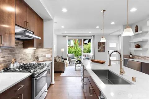 $1,075,000 | 6546 32nd Avenue Northeast, Unit A, Seattle, WA 98115