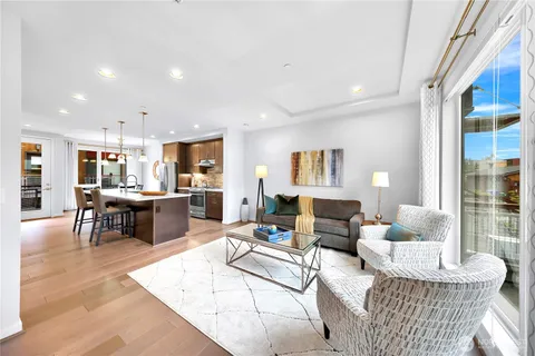$1,075,000 | 6546 32nd Avenue Northeast, Unit A, Seattle, WA 98115