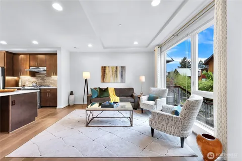$1,075,000 | 6546 32nd Avenue Northeast, Unit A, Seattle, WA 98115