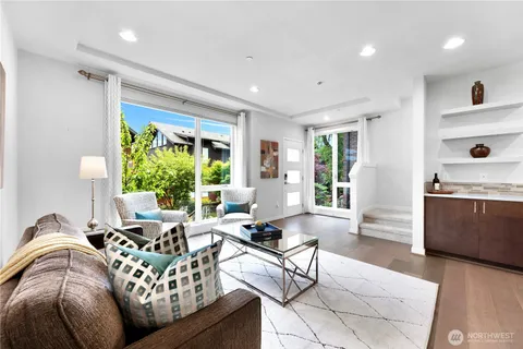 $1,075,000 | 6546 32nd Avenue Northeast, Unit A, Seattle, WA 98115