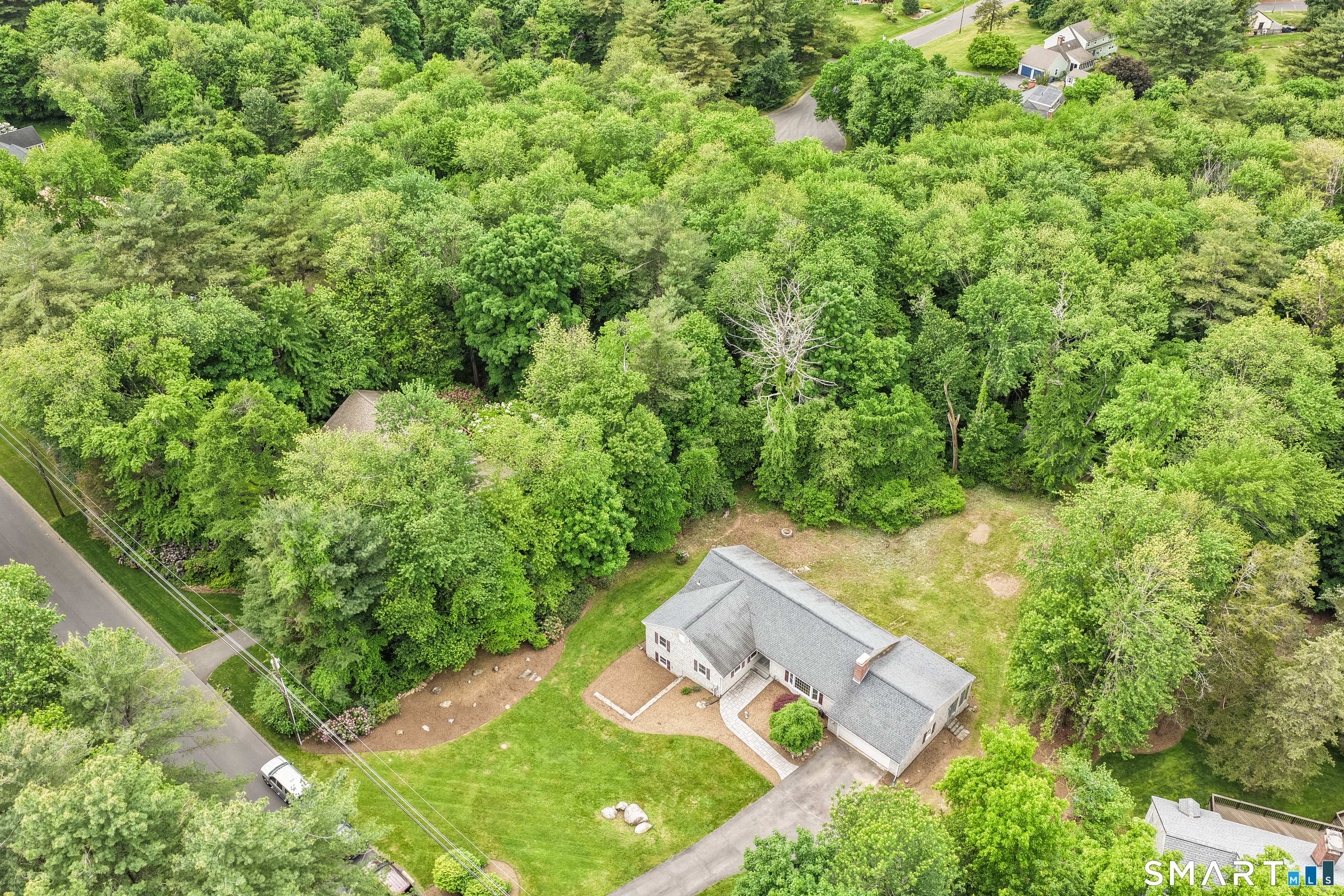 26 Brookmoor Road Avon, CT 06001 - Photo 33 of 38