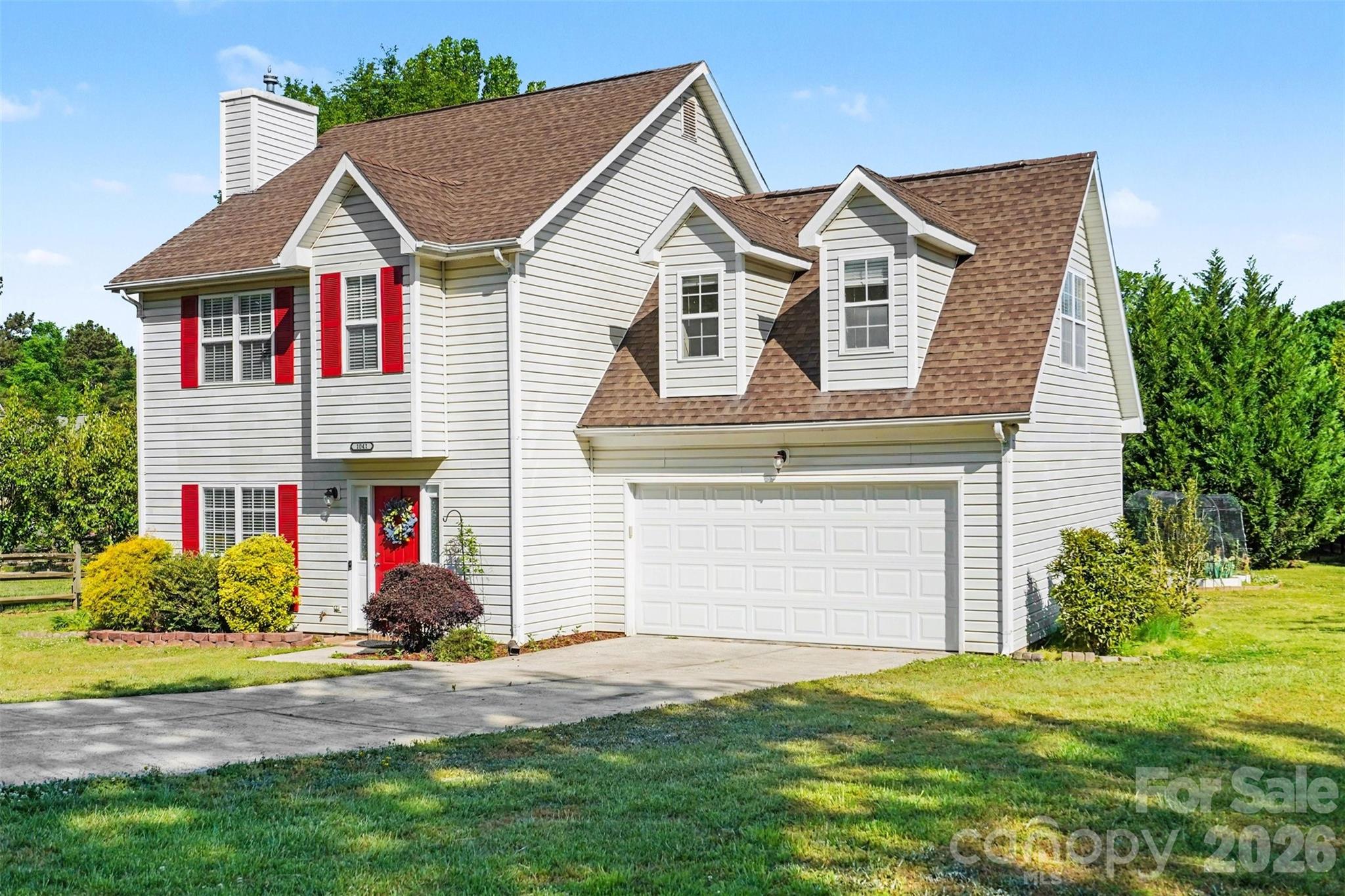 1041 Chaucery Lane Matthews, NC 28104 - Photo 4 of 35