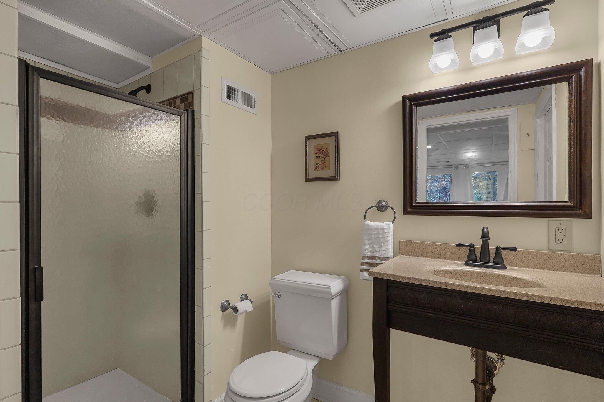 296 Walhalla Road Columbus, OH 43202 - Photo 54 of 75 31-web-or-mls-296-walhalla-rd