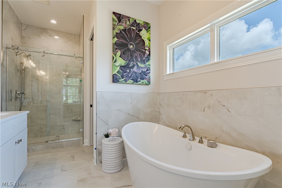 6485 North Cobblestone Road Cleveland, OH 44143 - Photo 12 of 20 Gallery Image 12