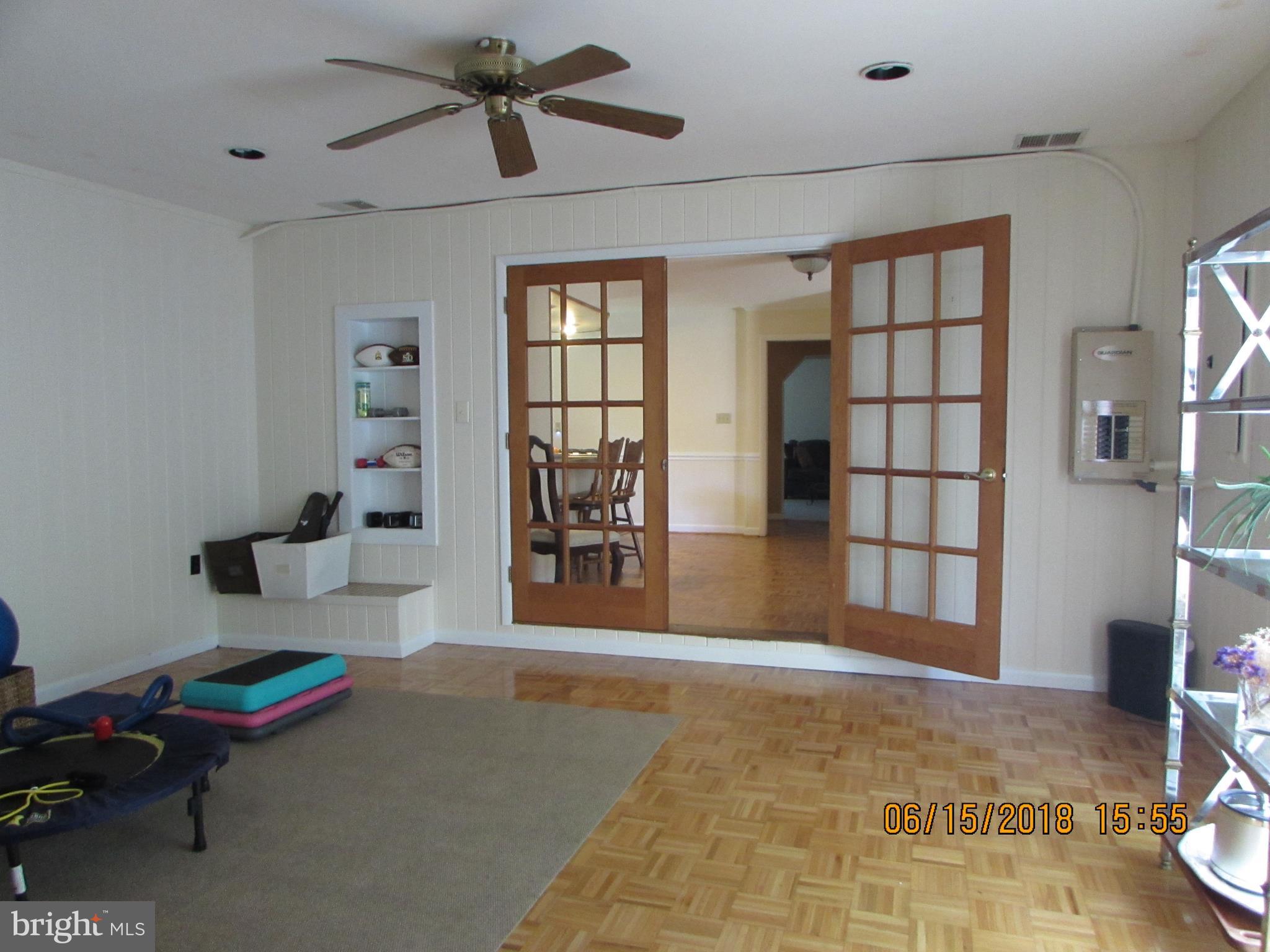 5875 Solomons Island Road Tracys Landing, MD 20779 - Photo 11 of 30 Family Room/Exercise/Multiple Use