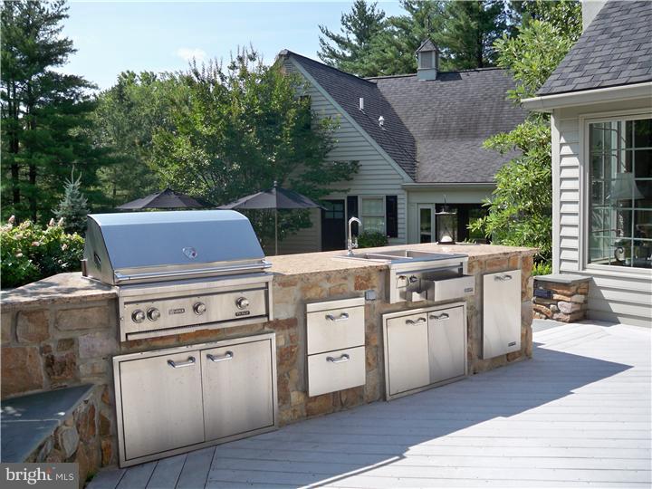 108 Cathcart Road Ambler, PA 19002 - Photo 23 of 25 Patio