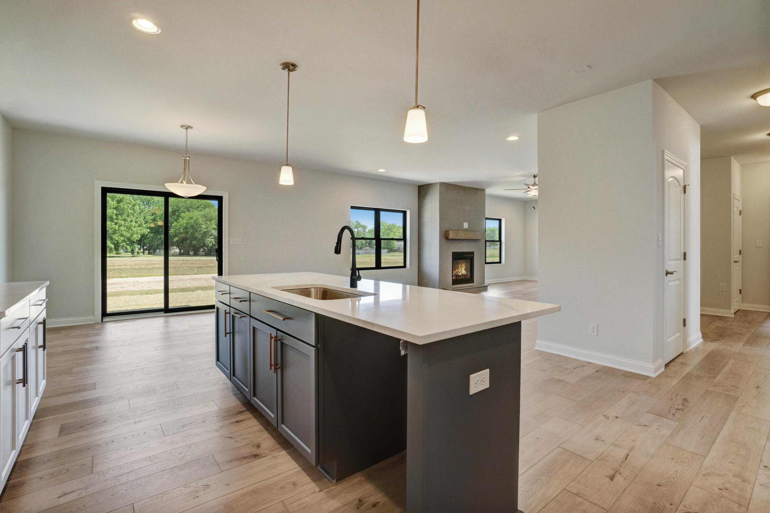 1660 Forest Ridge Drive Valparaiso, IN 46385 - Photo 5 of 22 3000x2000