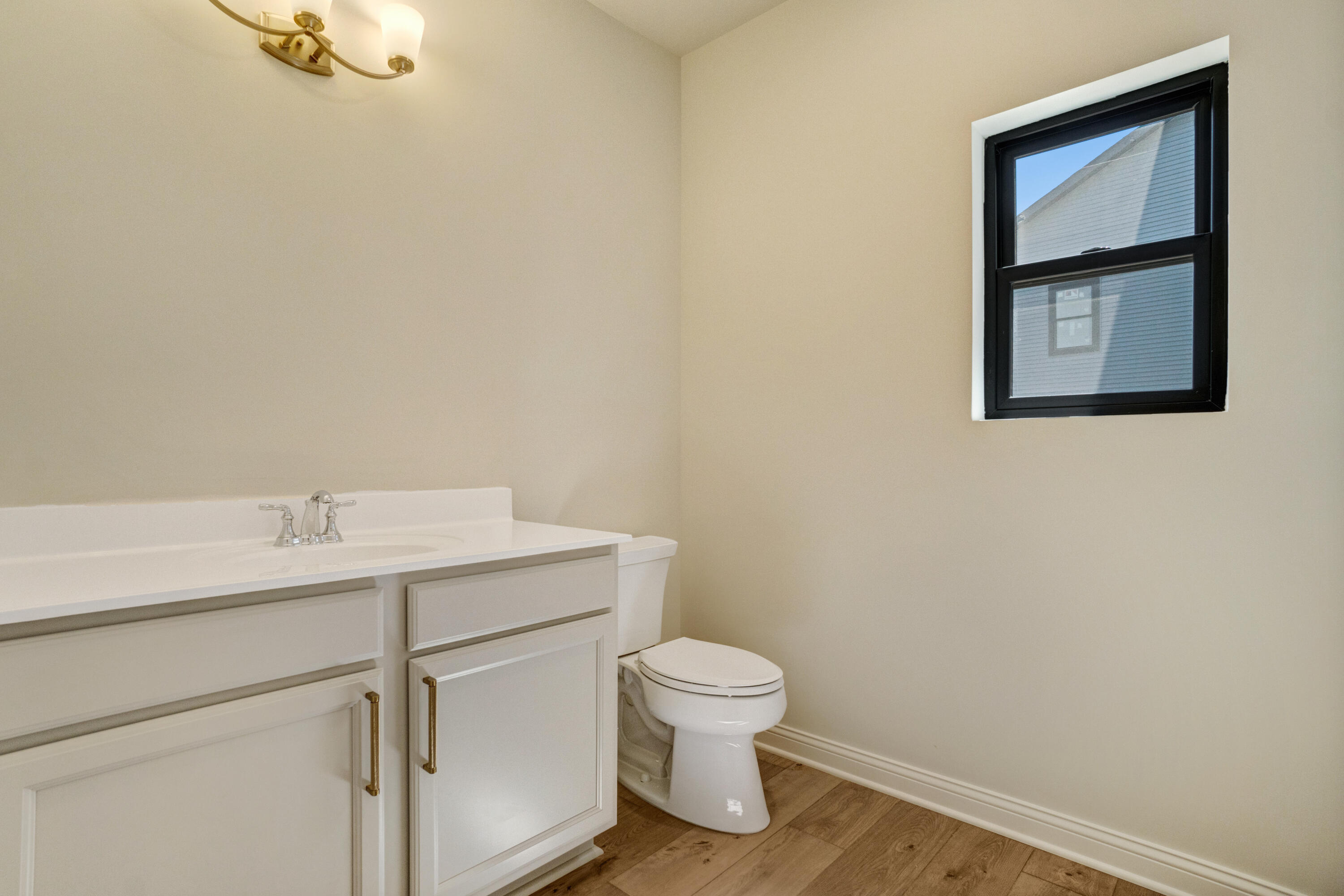 1660 Forest Ridge Drive Valparaiso, IN 46385 - Photo 9 of 22 3000x2000