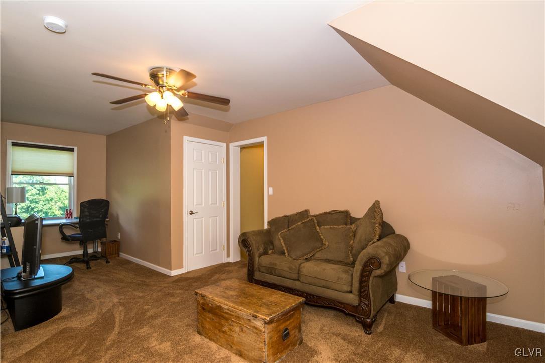 2041 Black River Road Bethlehem, PA 18015 - Photo 38 of 47 Gallery Image 38