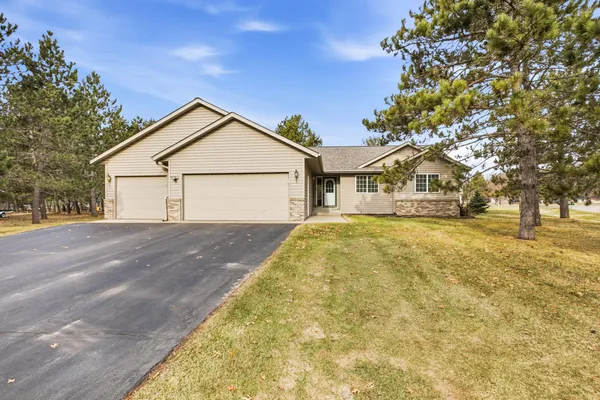 $400,000 | 12663 Norway Spruce Drive, Baxter, MN 56425