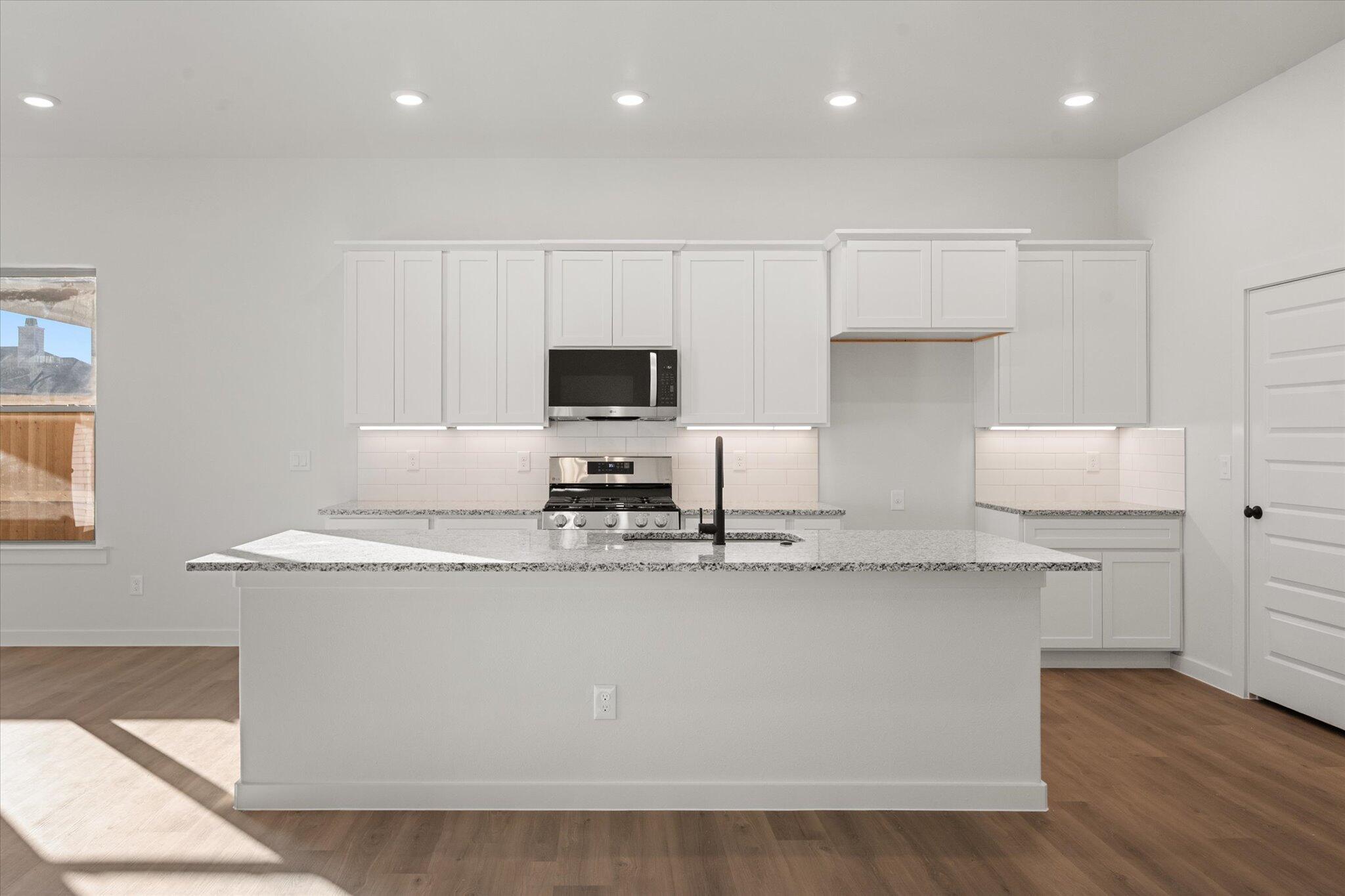 7001 56th Street Lubbock, TX 79407 - Photo 8 of 25 14-7001 56th_7643